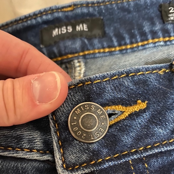 Embroidered Miss Me Jeans - Picture 3 of 6